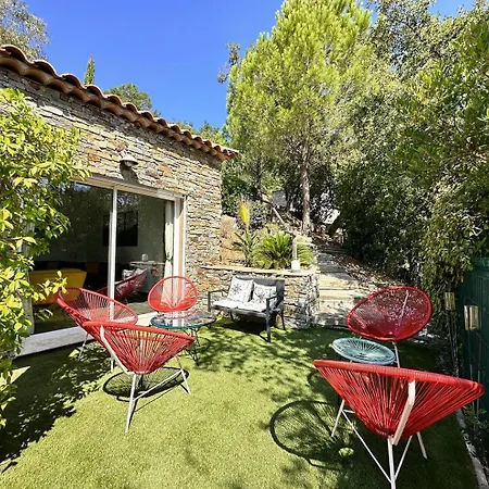 Paquerette Pour 10 Personnes Avec Piscine Chauffee Au Domaine De Valcros A La Londe-les-Maures